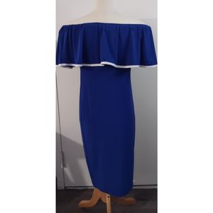 Beautiful off the shoulder senorita dress.